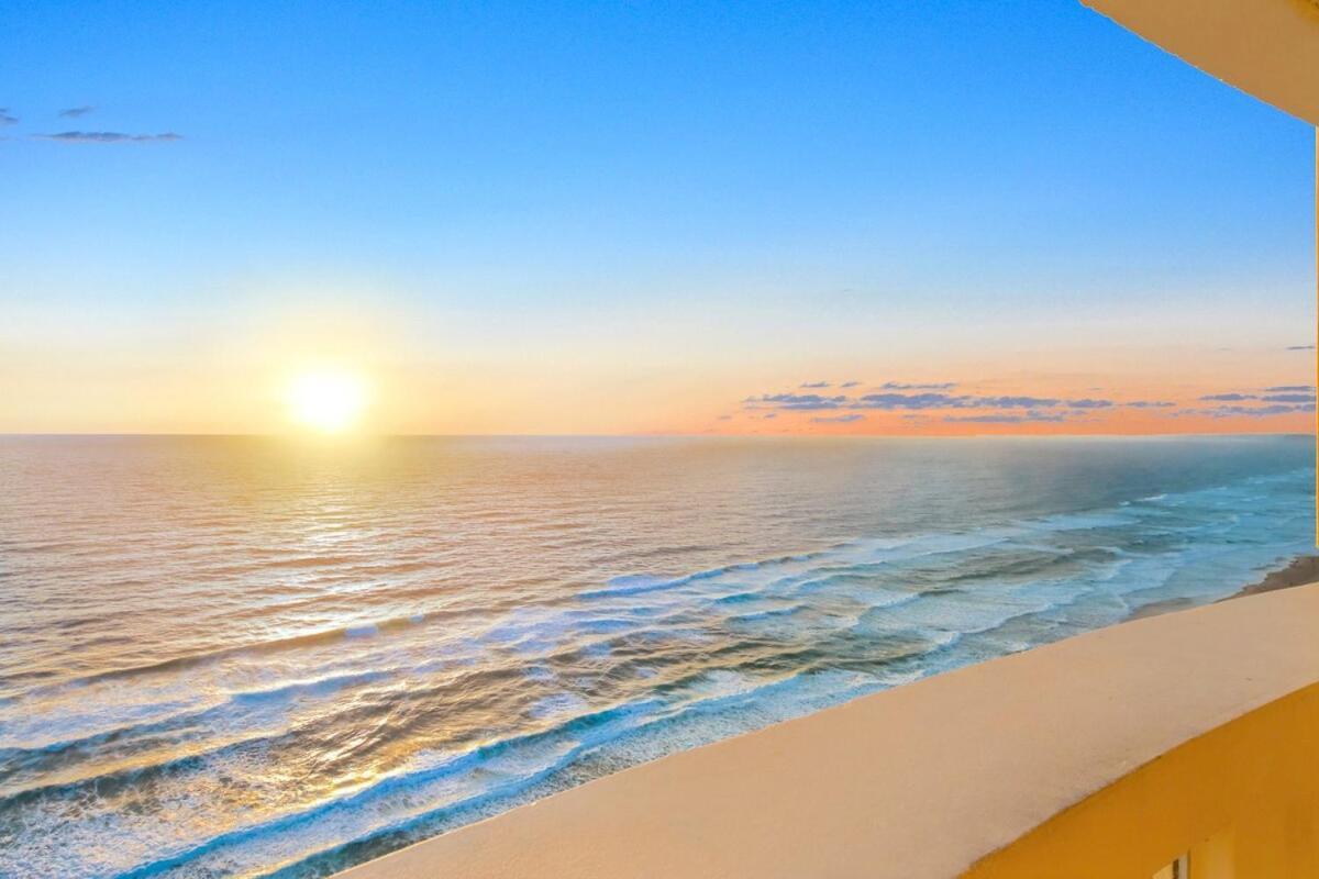 Welcome To Paradise Ocean Views From Every Apartment *